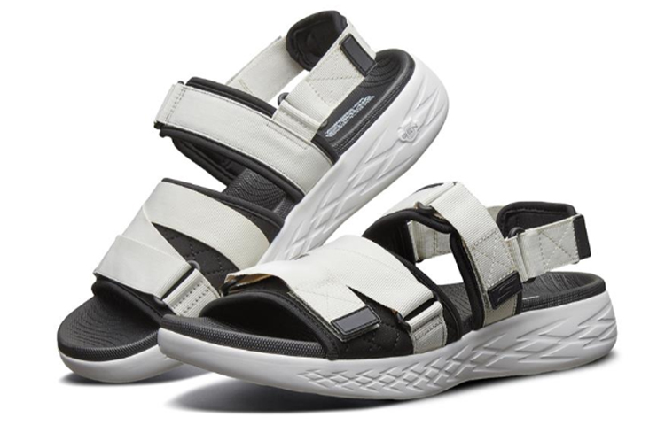 Lookbook 斯凯奇 On-The-Go 600 凉鞋 米色/白色/黑色 55367-WBK