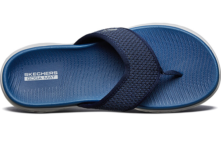 Lookbook Skechers On-The-Go 600 軟底耐磨人字運動拖鞋 藍色