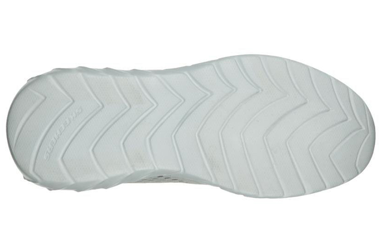 Shop Skechers Overhaul 2.0 低筒跑步鞋 淺灰黑