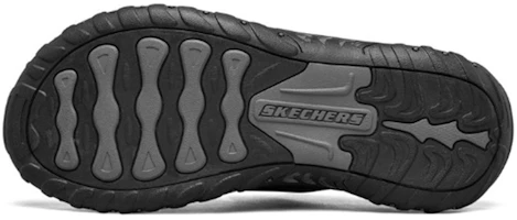 Shop Skechers Reggae 休閒拖鞋 黑色