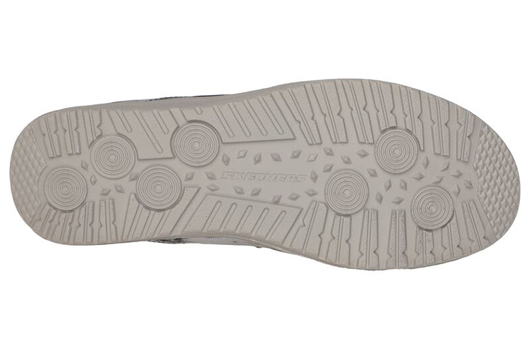 Shop スケッチャーズ リラックスドフィット: メルソン-トファー 'グレー' 210330-GRY 210330-GRY