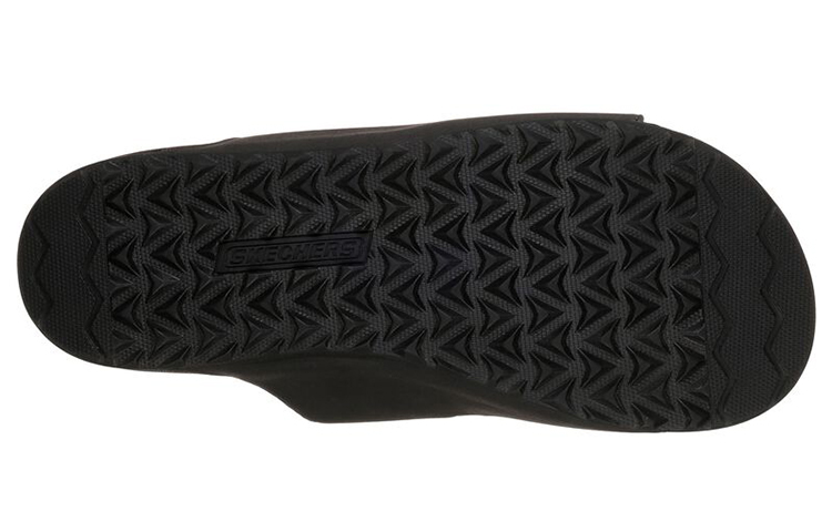 Shop Skechers 輕鬆版型: Pelem-Rolento 運動休閒拖鞋 黑