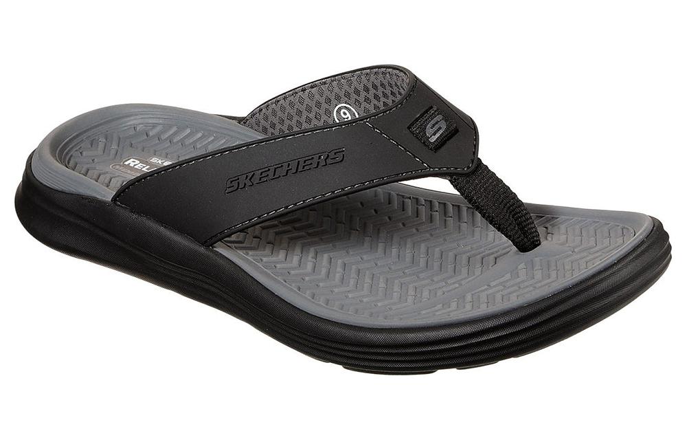 Lookbook Skechers 寬鬆舒適版: Sargo-Sunview 人字拖鞋 黑灰