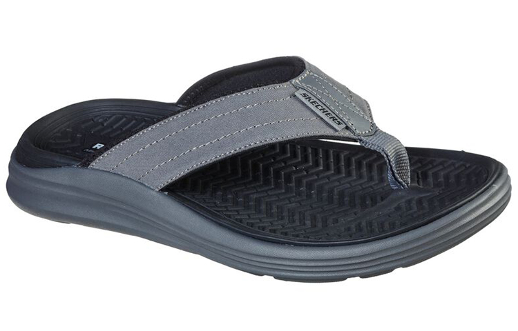 Lookbook Skechers Relaxed Fit: Sargo 運動休閒人字拖鞋 木炭黑