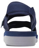 Shop Skechers Rise 柔軟舒適運動涼鞋 海軍藍色