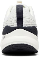 Shop Skechers 舒適 抗磨透氣 低筒 跑步鞋 男款 白黑