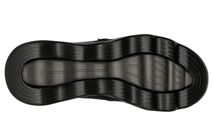 Shop Skechers Go Walk 低幫防滑耐磨運動休閒鞋 全黑色