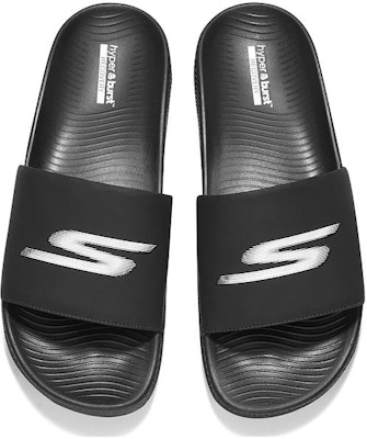 Skechers Sandal Selipar 'Black Comfort' 229133-BBK Lookbook Skechers Sandal Selipar 'Black Comfort' 229133-BBK