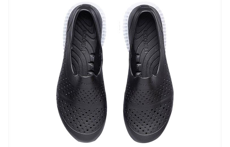 Shop Skechers Slip-On 'Negro' 52528-BLK