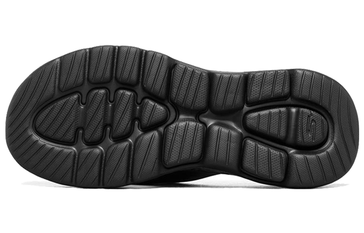Shop Skechers 休閒拖鞋 全黑色