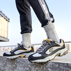 스케쳐스 스태미나 로우 블랙 러닝화 51286-BKGY Details for 스케쳐스 스태미나 로우 블랙 러닝화 51286-BKGY