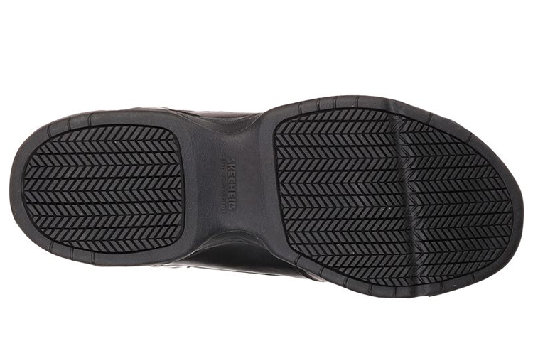 Shop 스케쳐스 릴랙스드 워크 로우 (블랙) 77032-BLK