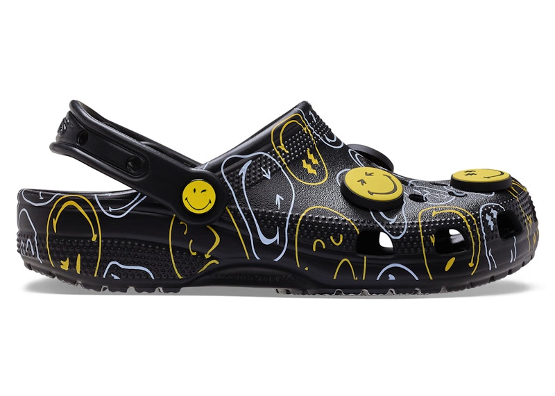 Buy SmileyWorld x Crocs Classic Clog Sandal Klasik 211693-90H