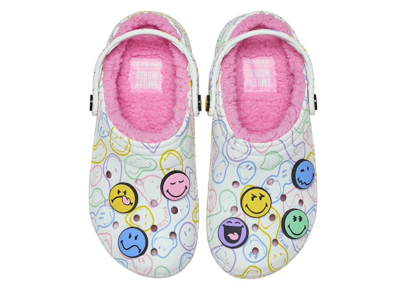 Order SmileyWorld x Crocs Classic Lined Clog Terbaru 211696-90H