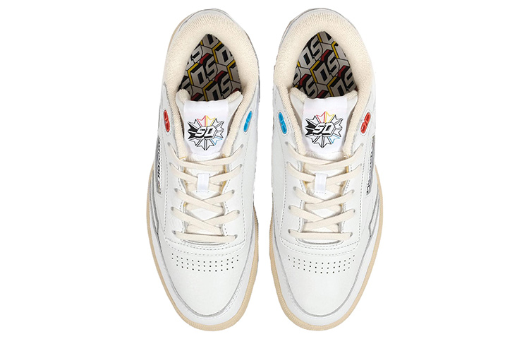 Lookbook Sneaker District x Reebok Club C Mid 2 Vintage ''Bianco'' IE7708