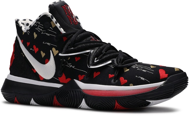 SneakerRoom x Nike Kyrie 5 'I Love You Mom - Hitam' CU0677-001 Order SneakerRoom x Nike Kyrie 5 'I Love You Mom - Hitam' CU0677-001