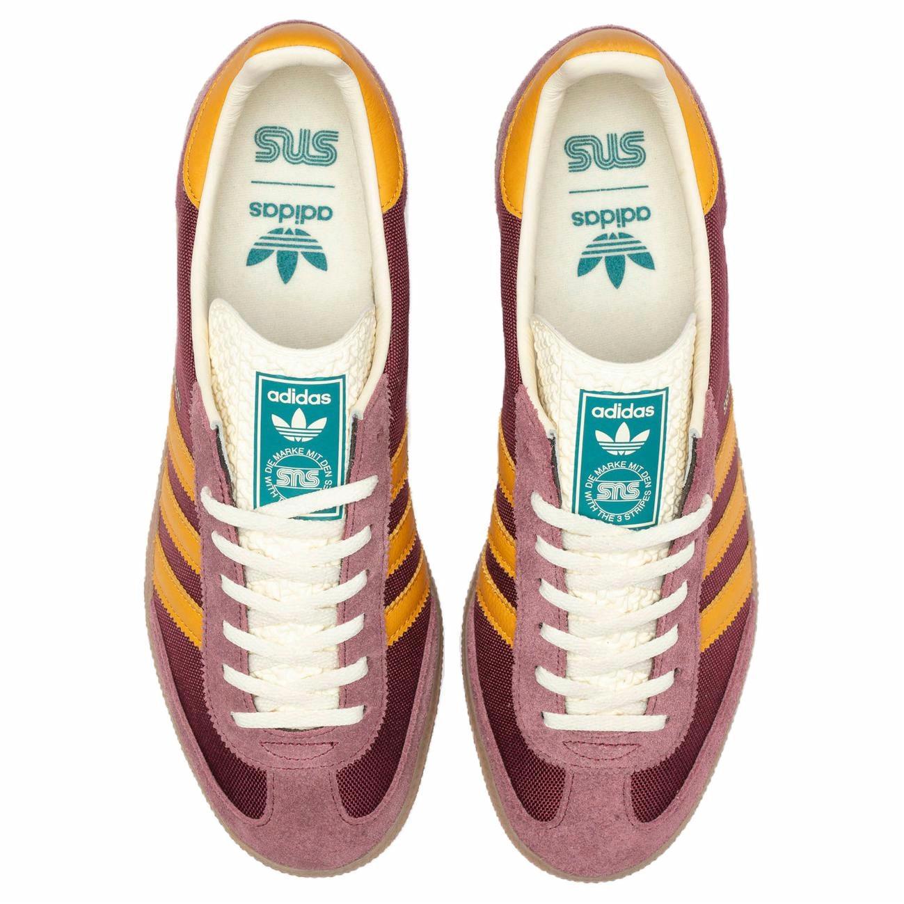 Shop Sneakersnstuff x adidas GT 2 'Edisi ke-3 - Paris' IF9769