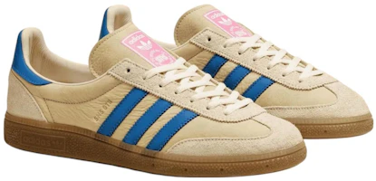Shop Sneakersnstuff x adidas GT 2 '5th Edition' JR0266