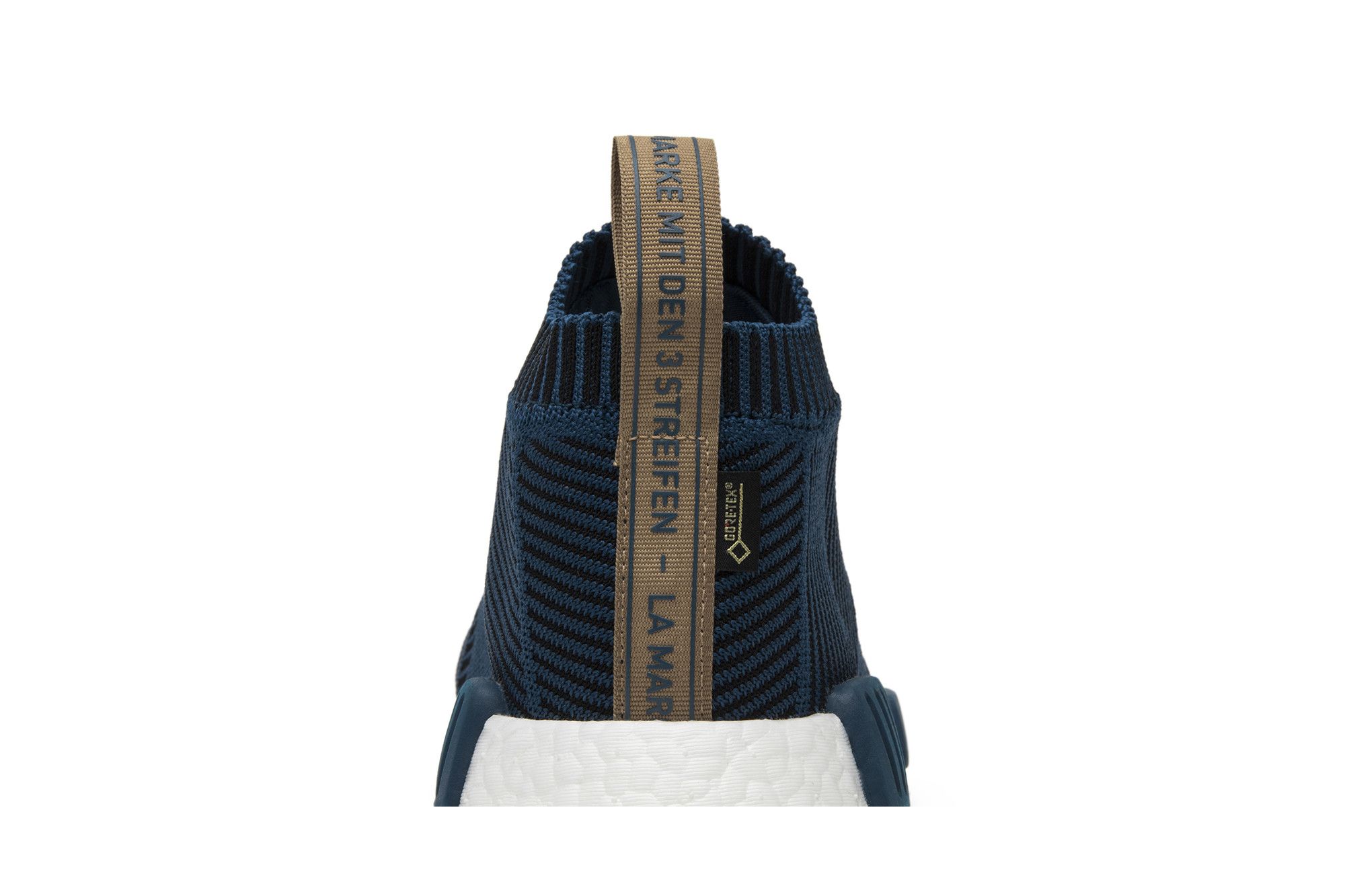Sizing Sneakersnstuff x adidas NMD_CS1 PK Gore-Tex ''Bleu Nuit'' AQ0363