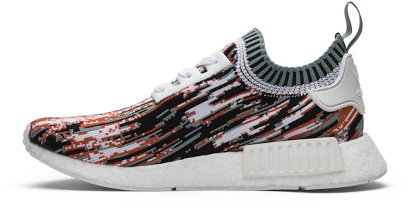 Sneakersnstuff x adidas NMD_R1 PK '數據錯亂校園橙' BB6365 Lookbook Sneakersnstuff x adidas NMD_R1 PK '數據錯亂校園橙' BB6365