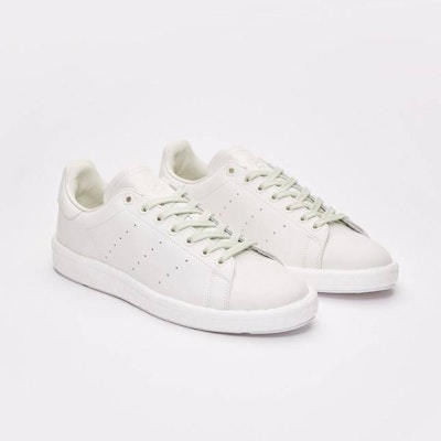Sneakersnstuff x adidas Stan Smith Boost 'Shades of White V2' BY2281 Order Sneakersnstuff x adidas Stan Smith Boost 'Shades of White V2' BY2281