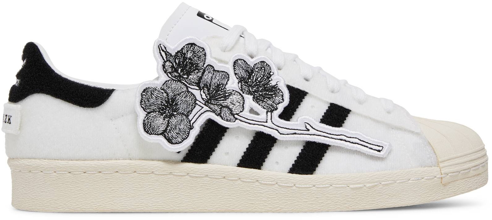 sneakersnstuff-x-adidas-superstar-80s-kinenbi