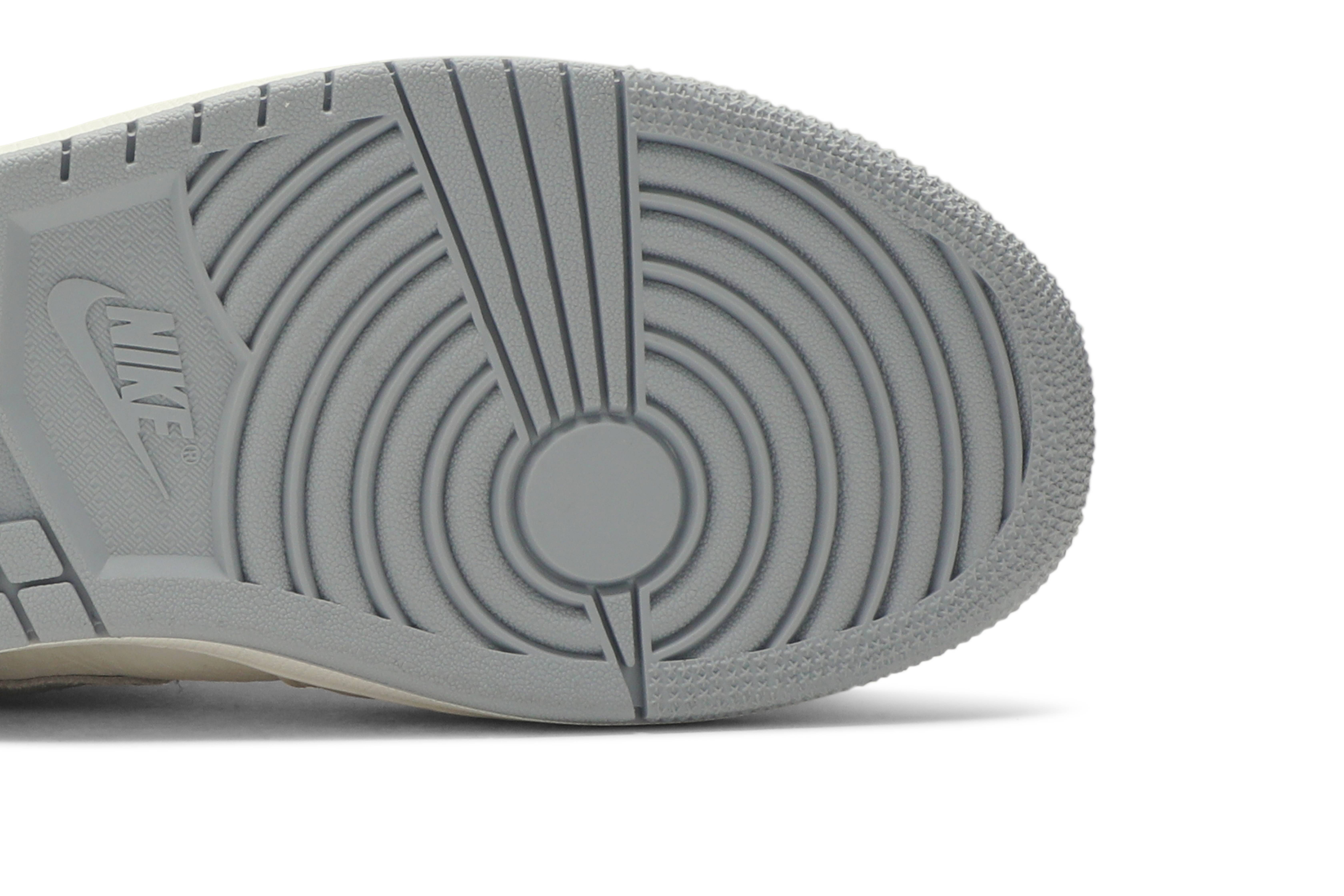 Purchase 스니커즈앤스터프 x 에어 조던 1 미드 '과거, 현재, 미래' CT3443-100