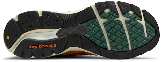 Sneakersnstuff x New Balance 920 Buatan England 'SNS Sports World' M920SNS Shop Sneakersnstuff x New Balance 920 Buatan England 'SNS Sports World' M920SNS