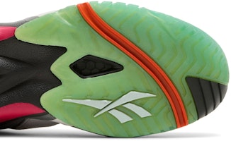 SNS x Packer x Reebok カミカゼ2 "Token 38" V63452 Purchase SNS x Packer x Reebok カミカゼ2 "Token 38" V63452