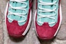 Sizing Sneakersnstuff x Reebok Question Mid 'Kasut tentang Tiada Apa' V48995