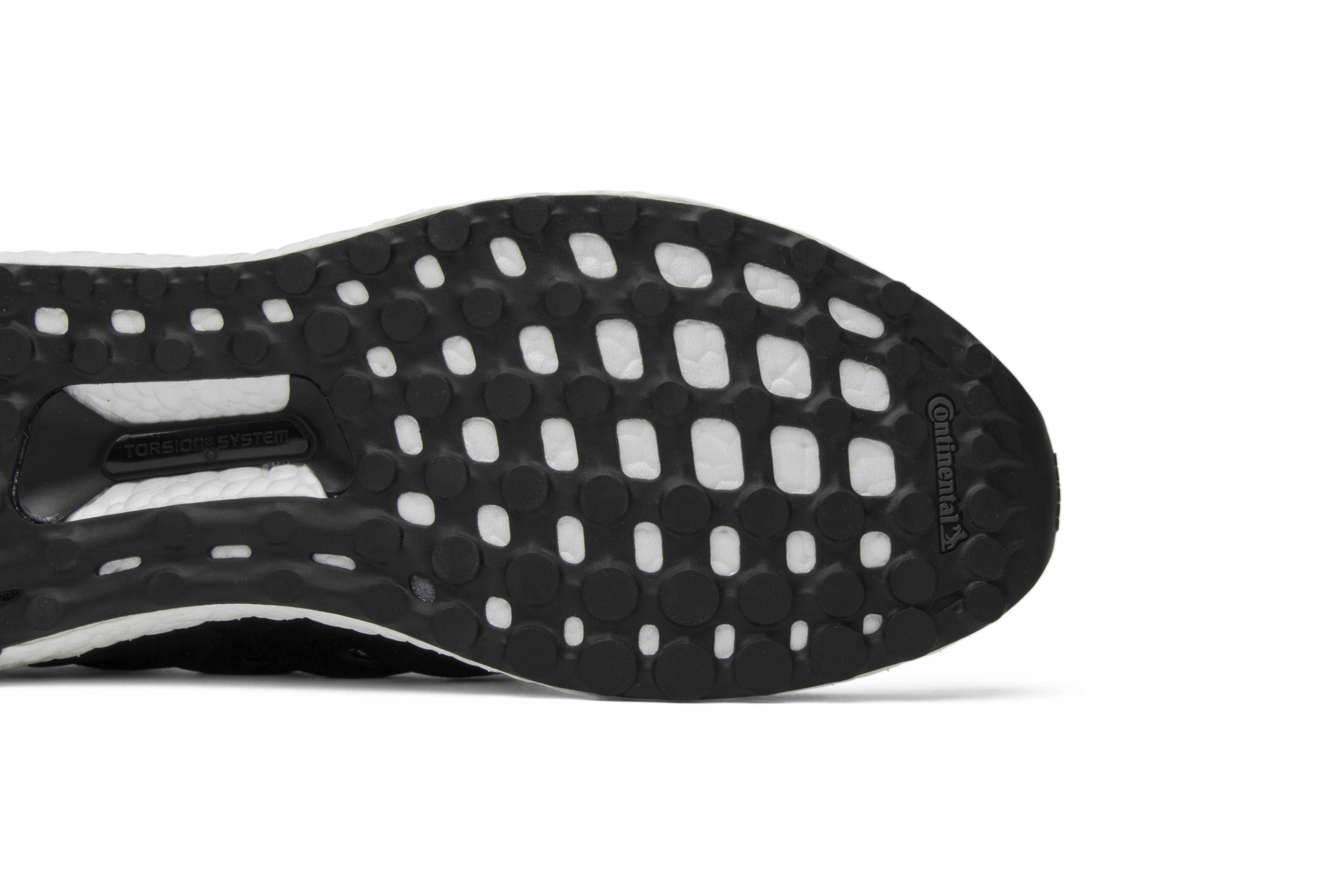 Purchase Sneakersnstuff x Social Status x adidas UltraBoost SE 'Putih Hitam' BY2911