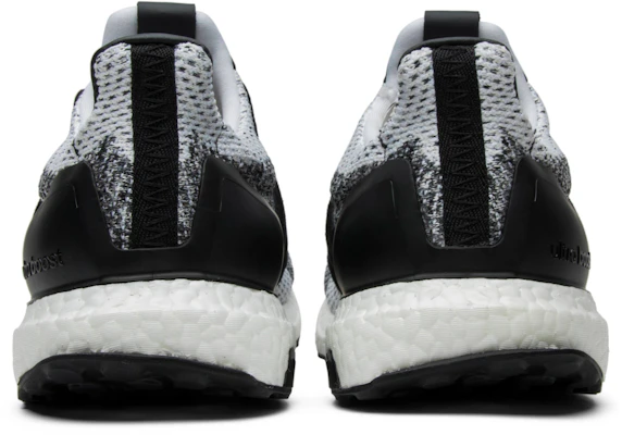 Sneakersnstuff x Social Status x adidas UltraBoost SE 'Putih Hitam' BY2911 Details for Sneakersnstuff x Social Status x adidas UltraBoost SE 'Putih Hitam' BY2911