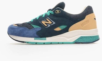 Social Status x New Balance 1600 'Musim Sejuk di Hamptons' CM1600SS Lookbook Social Status x New Balance 1600 'Musim Sejuk di Hamptons' CM1600SS