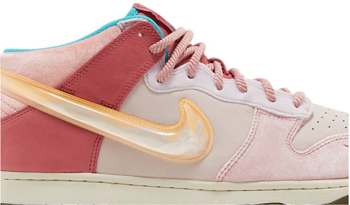 Social Status x Nike Dunk Mid 'Strawberry Milk' DJ1173-600 Order Social Status x Nike Dunk Mid 'Strawberry Milk' DJ1173-600