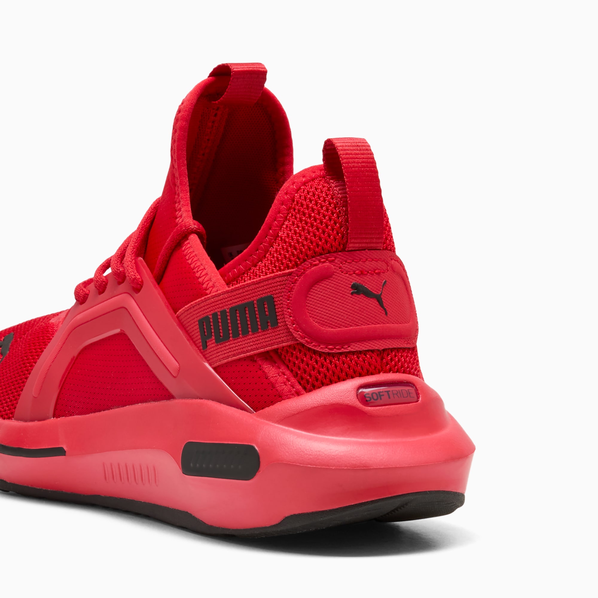 Lookbook ソフタライド・エンツォ 5 ランニングシューズ 311098-10