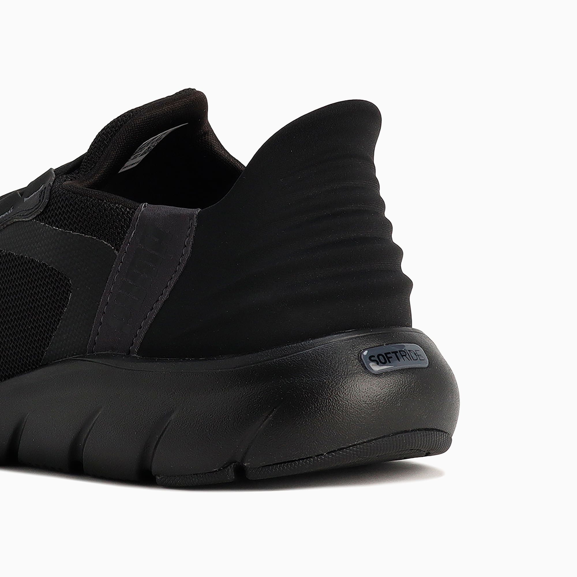 Lookbook Softride Flexrace Ease-In ALT 跑鞋 311996-02