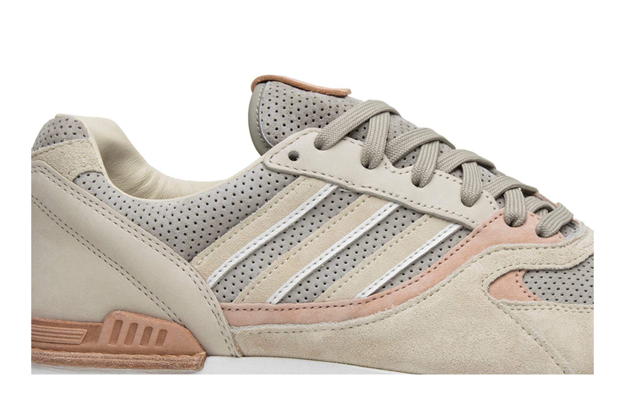 Order 솔박스 x 아디다스 퀘센스 '이탈리안 레더 팩' DB1785