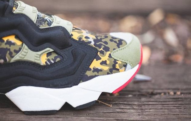 Solebox x Reebok InstaPump Fury '黑色' V61328 Sizing Solebox x Reebok InstaPump Fury '黑色' V61328