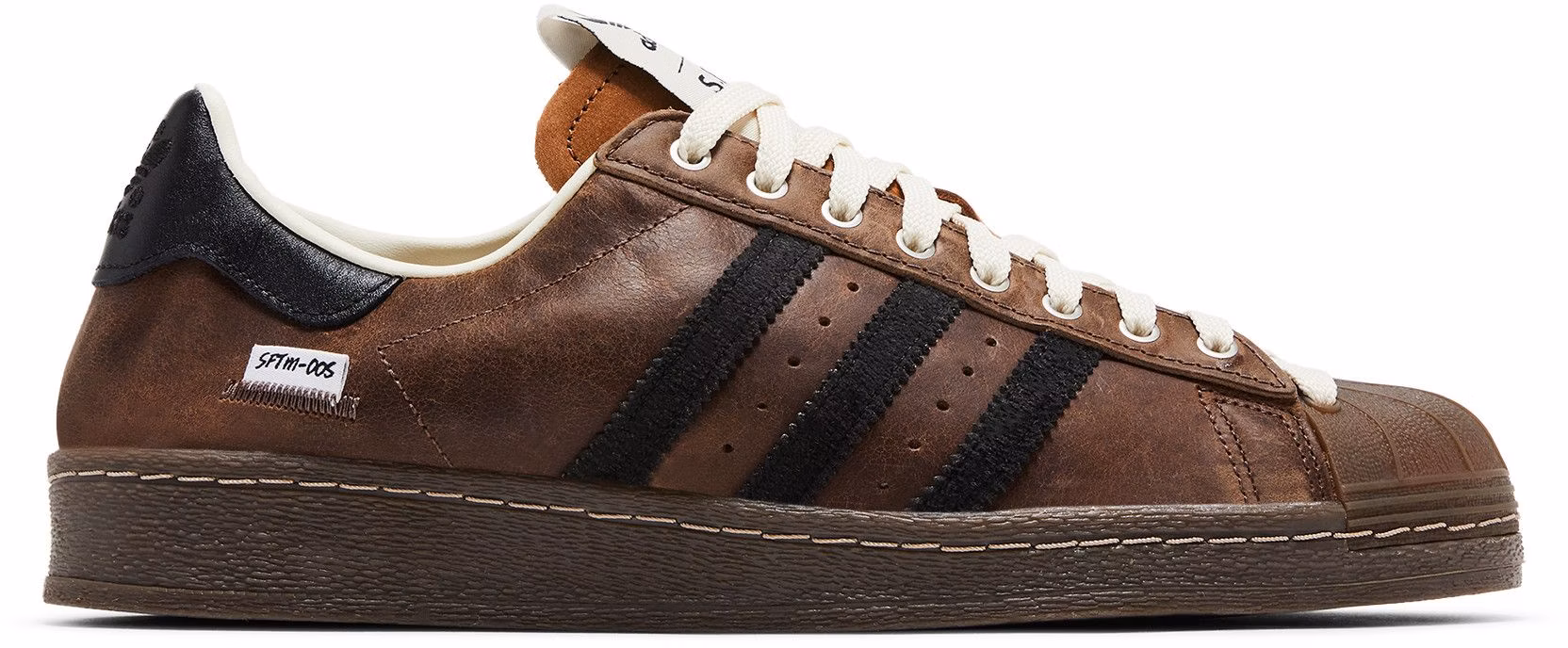 adidas-superstar-song-for-the-mute-brown-black-jr-8043