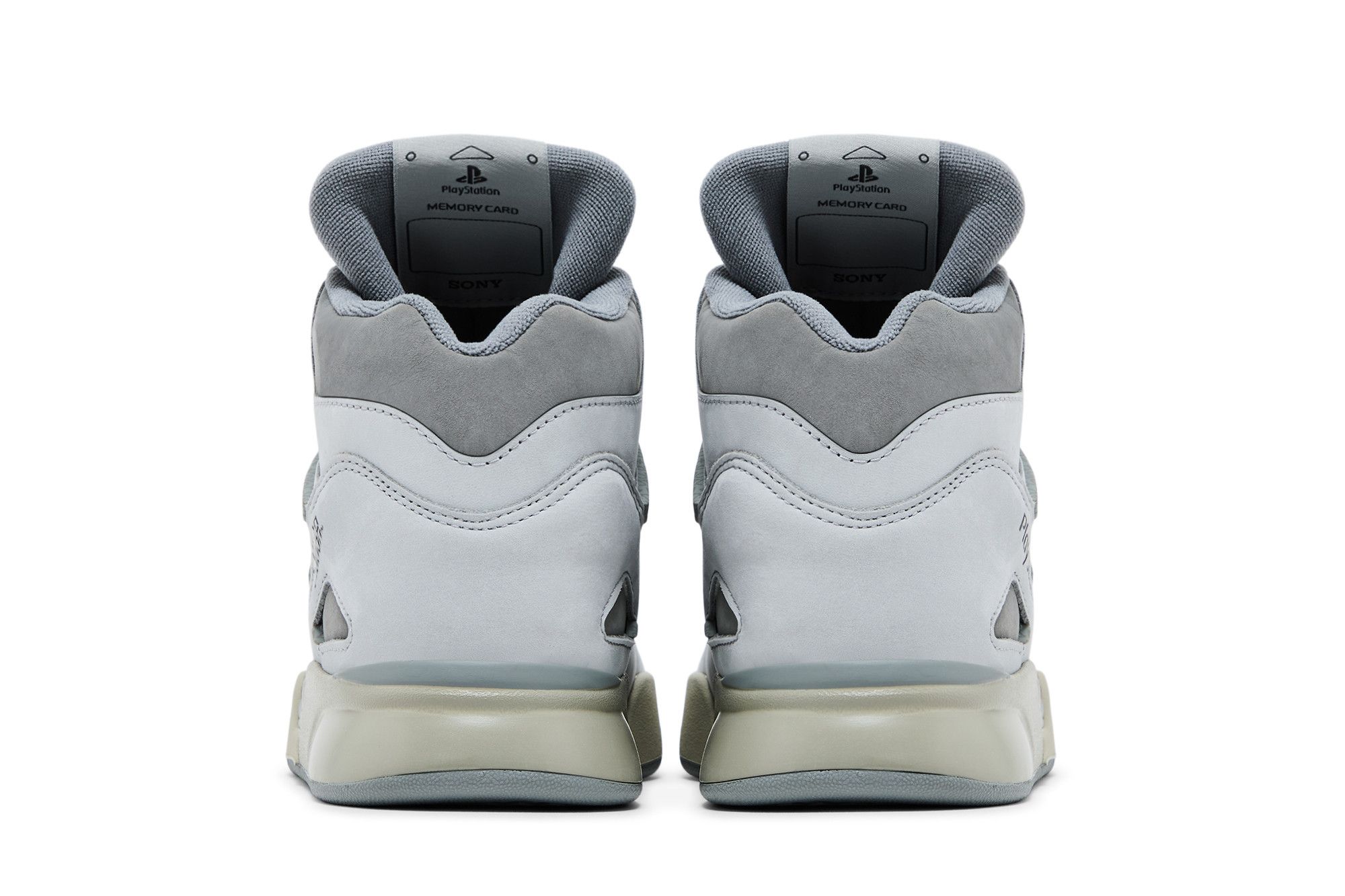 Details for 소니 플레이스테이션 x 리복 펌프 옴니 존 2 '30주년 에디션' 100258816