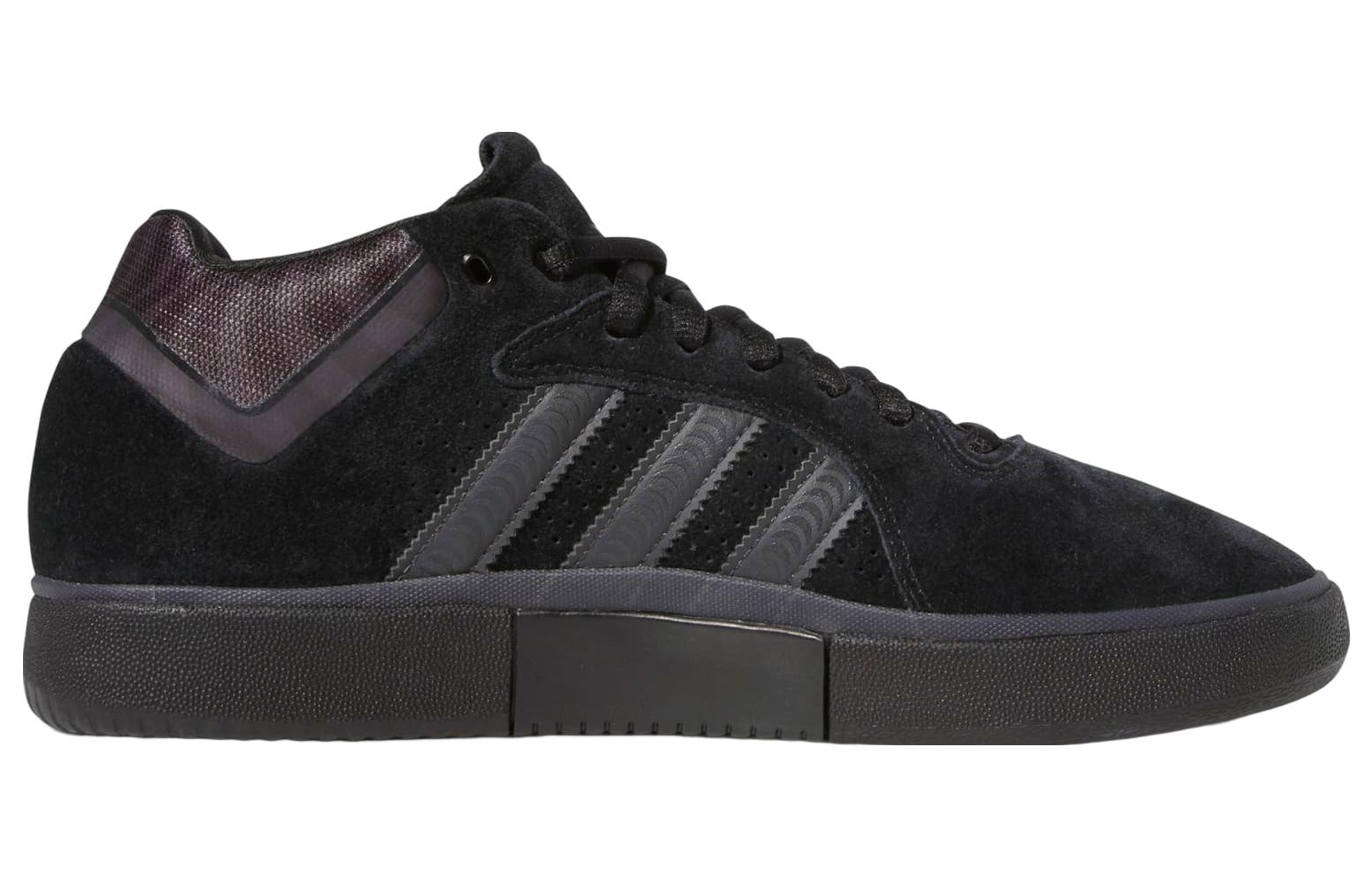 Lookbook Spitfire x adidas Tyshawn ''NYC/SF Mashup'' Sneakers HQ9792