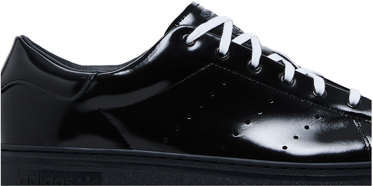 SpongeBob SquarePants x adidas Stan Smith Freizeit ''Cuir Noir Vernis'' JQ6779 Lookbook SpongeBob SquarePants x adidas Stan Smith Freizeit ''Cuir Noir Vernis'' JQ6779