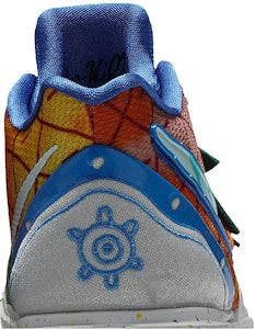 (Escolar) SpongeBob SquarePants x Nike Kyrie 5 'Casa Piña' CJ7227-800 Sizing (Escolar) SpongeBob SquarePants x Nike Kyrie 5 'Casa Piña' CJ7227-800