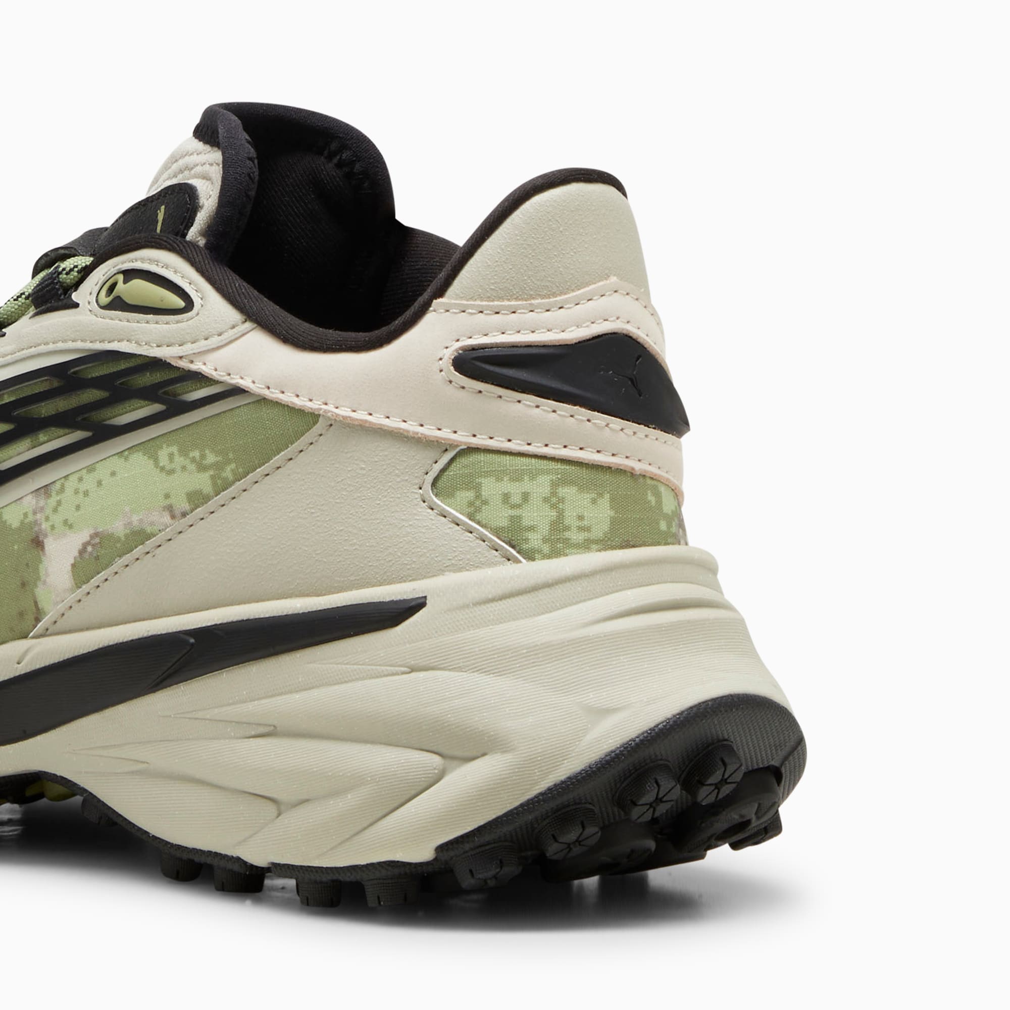 Lookbook Spyrex HTS Sneakers 398231-01