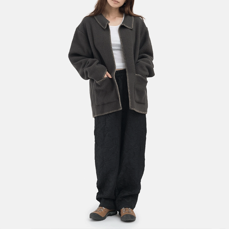 Shop Stüssy 2021秋冬黑色Woodsy Blanket Stitch羊羔绒夹克复古休闲款式男女同款 218128