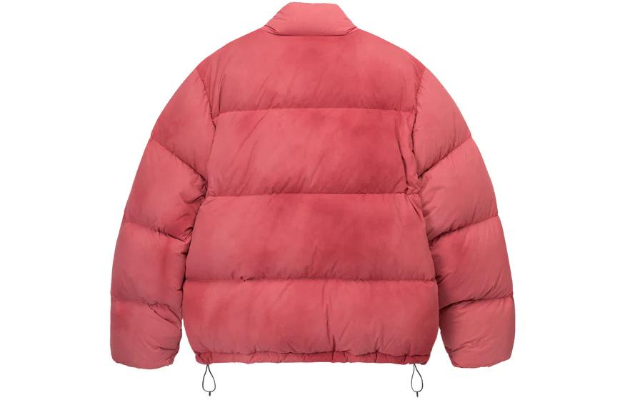 Lookbook Stüssy FW22 回收尼龍紮染復古風男女羽絨外套。 115673