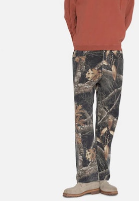 Jeans Unisex Stüssy Stussy Holiday FW22 Corte Recto Estilo Vintage Estampado Ramas. 116602 Shop Jeans Unisex Stüssy Stussy Holiday FW22 Corte Recto Estilo Vintage Estampado Ramas. 116602