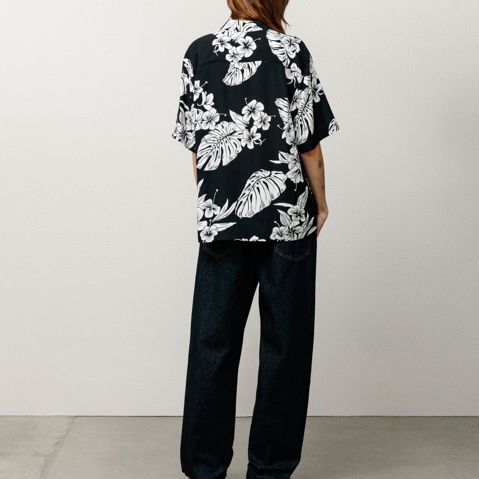 Stüssy Stussy SS25 Hawaiian Floral Button-Up Short Sleeve Shirt Unisex. 1110361 圖 12