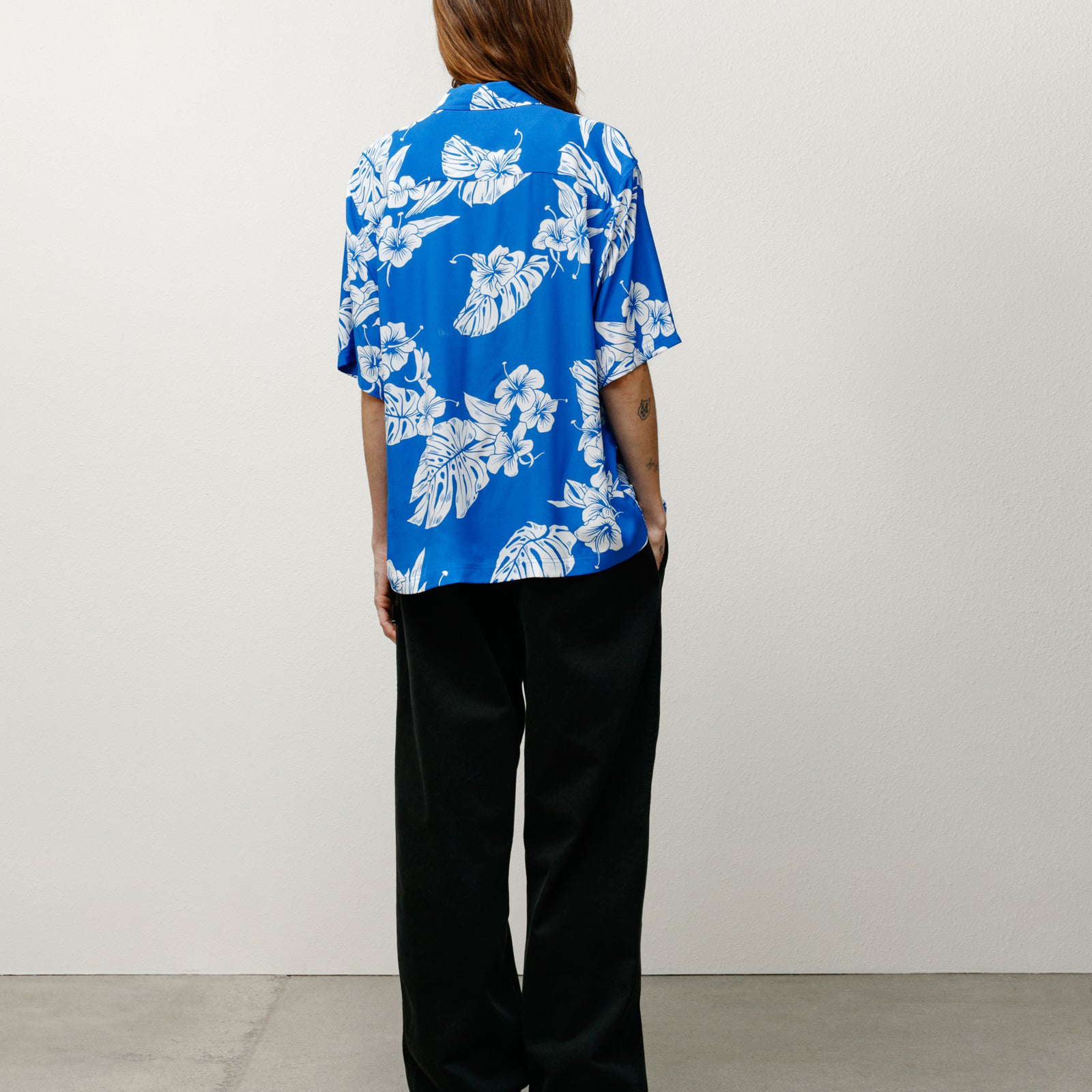 Stüssy Stussy SS25 Hawaiian Floral Button-Up Short Sleeve Shirt Unisex. 1110361 圖 7