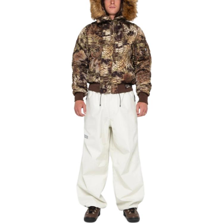 Sizing 스투시 x 알파인더스트리 FW23 MA-1 레오파드 안감 유니섹스 봄버 재킷. 115723